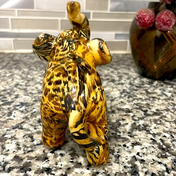 La Vie Elephant Figurine Safari Animal Print Patchwork - Picture 5 of 12